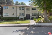 Photo - 5830 Bowcroft St Unit 4