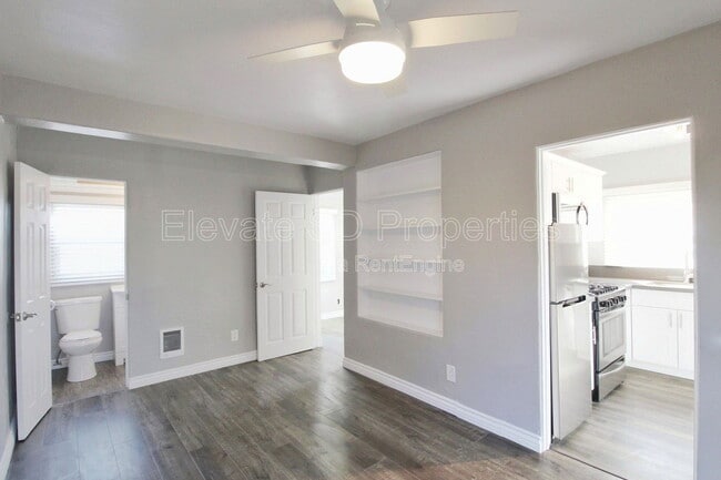 Photo - 4687 Hamilton St