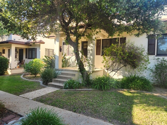 Building Photo - 228 N Myrtle Ave Unit #C