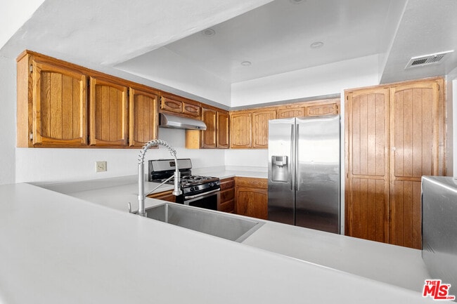 Photo - 5125 Harold Way Unit 202