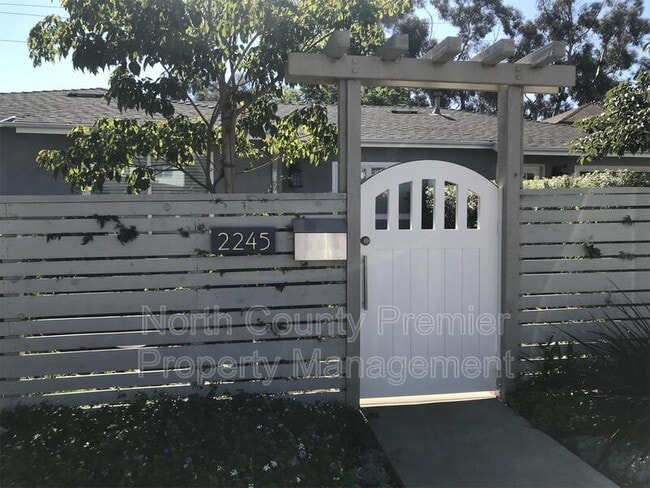 Photo - 2245 Garnet Ave