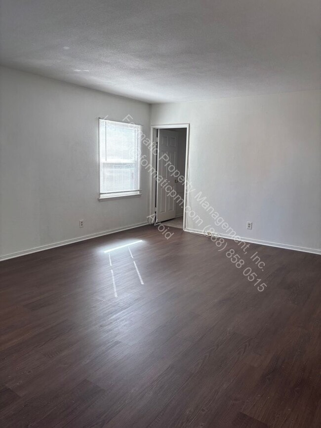 Photo - 14843 Disney Ave