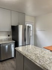 Photo - 1530 Drexel Dr House