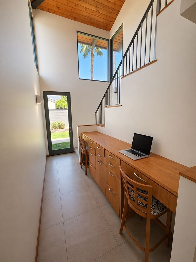 Building Photo - 4144 San Martin Way