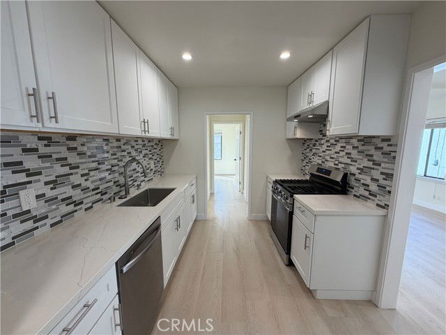 Photo - 3357 Honolulu Ave