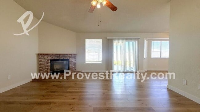 Photo - 17820 Manzanita St