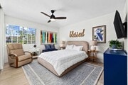 Photo - 13 Campton Pl