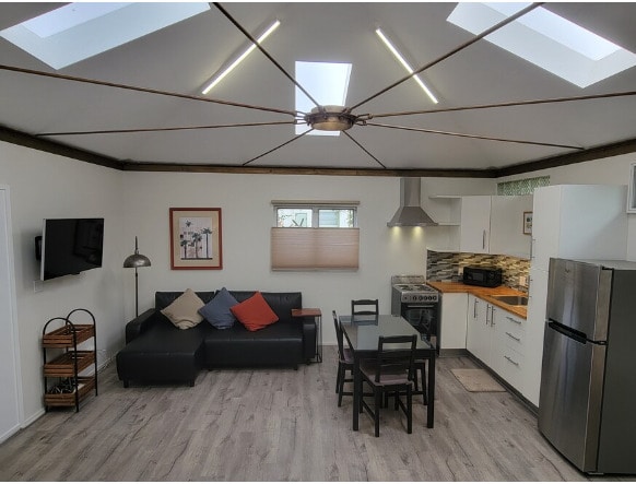 Building Photo - 1105 Palms Blvd Unit 1103