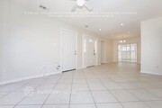 Photo - 17552 Cantara St