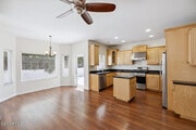 Photo - 526 Houston Dr