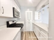 Photo - 1220 N Harper Ave Unit 10