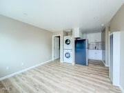 Photo - 1301 Kingswood Way