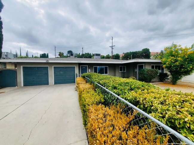 Photo - 24399 University Ave Unit 97