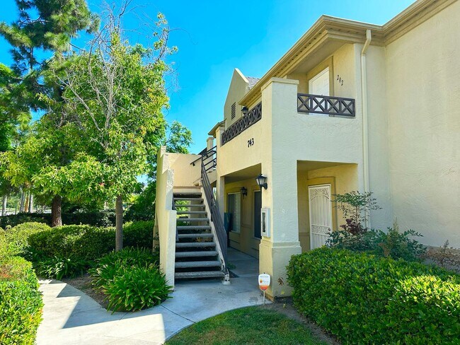 Photo - Lovely Spacious Eastlake Condo
