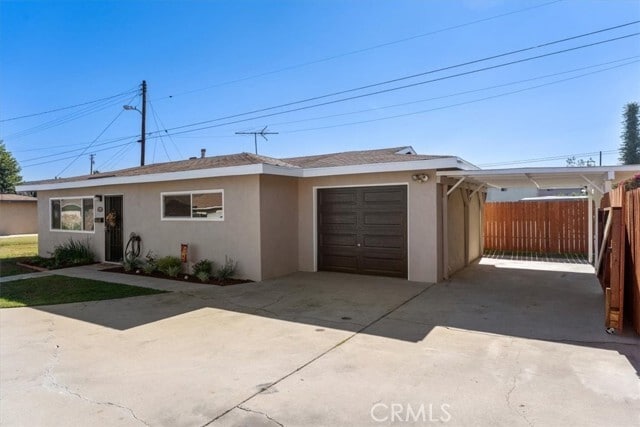 Photo - 16421 Woodruff Ave