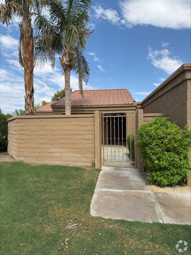 Building Photo - 44299 Capri Ct Rental