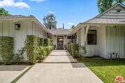Photo - 2701 Roscomare Rd House