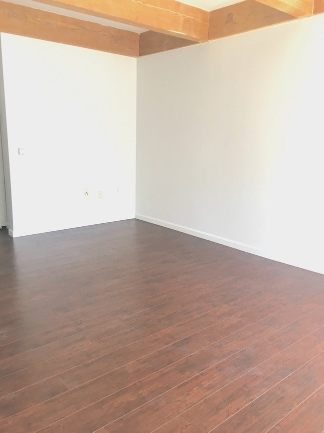 Photo - Chateau Gardens