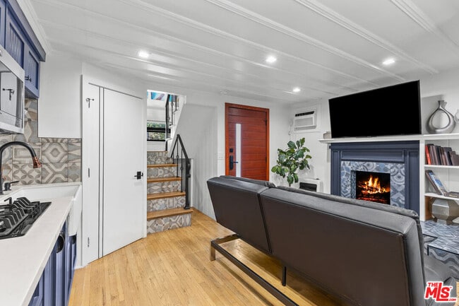 Photo - 4408 Beck Ave