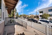 Photo - 5220 Cass St