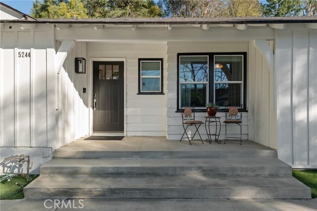 Photo - 5244 Vanalden Ave