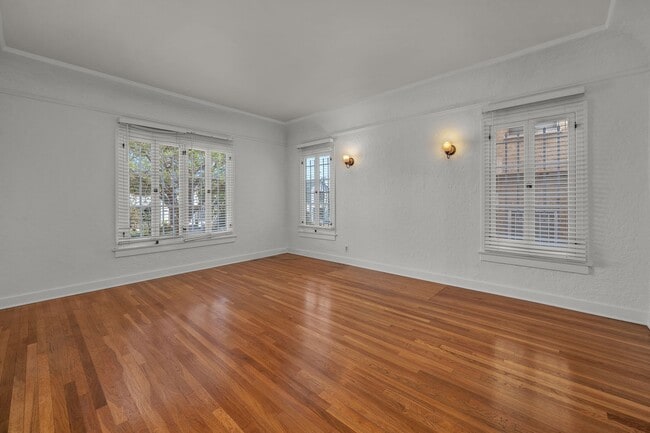 Photo - Large 2 bedroom unit Unit 1115