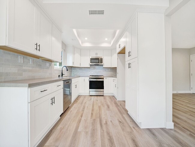Photo - 2476 Elden Ave Unit A
