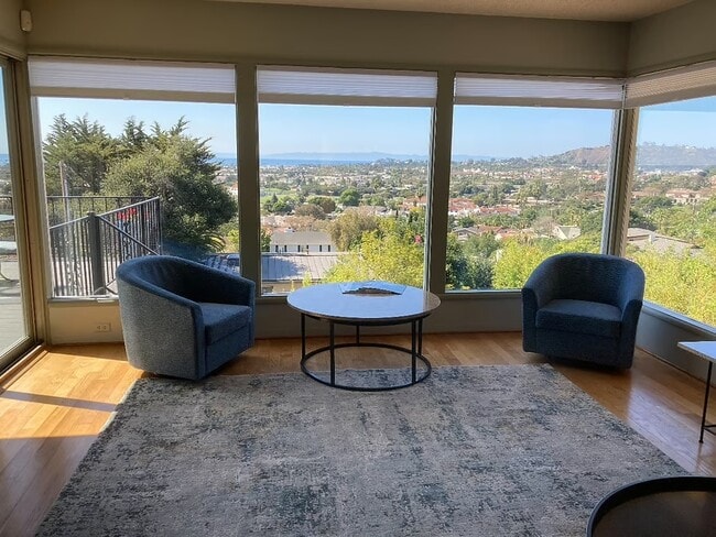 Photo - 911 Paseo Ferrelo