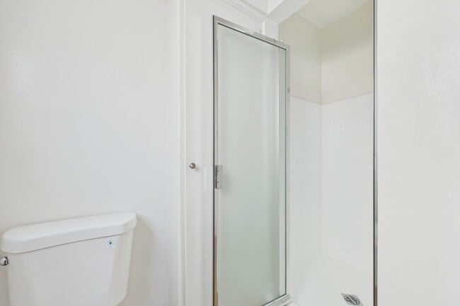 Photo - Wilcox Apartments