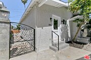 Photo - 3913 S Budlong Ave House