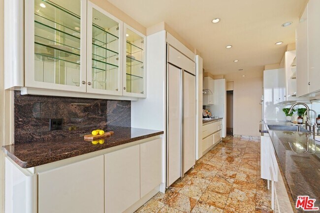 Photo - 1333 S Beverly Glen Blvd Unit 902