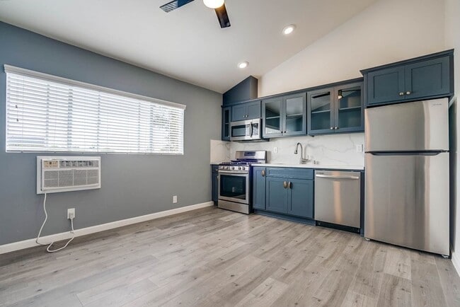 Photo - Convenient Inglewood Living Near SoFi & 10...