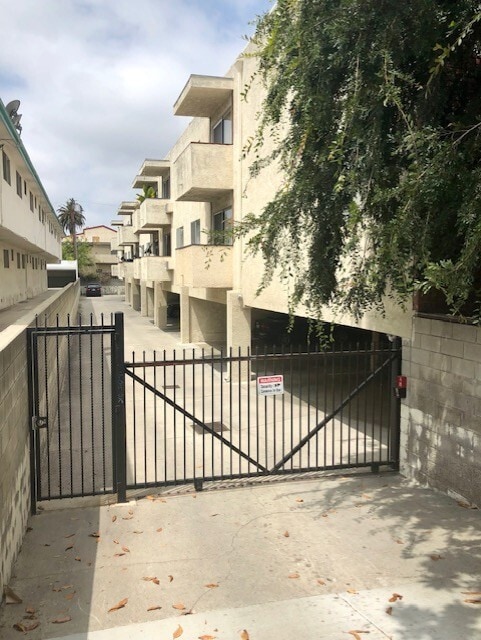 Secure Parking Area - 3739 Clarington Ave Unit 26