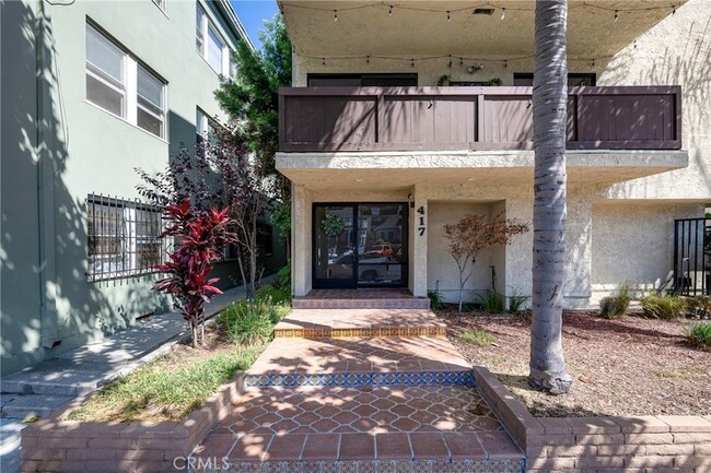 Building Photo - 417 W 4th St Unit A
