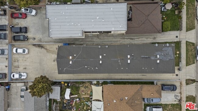 Building Photo - 1556 W 227th St Unit 5