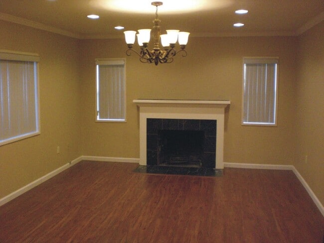 Photo - 6407 Gentry Ave