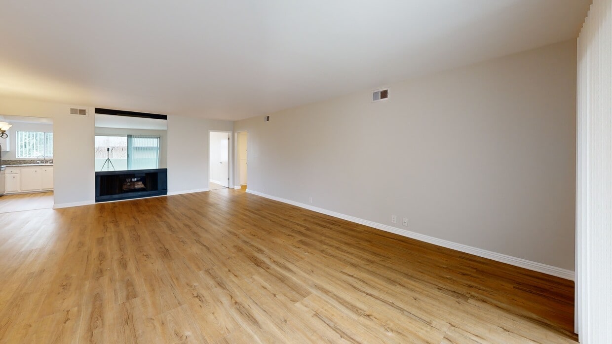 3D Tour - 420 Fairview Ave