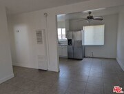 Photo - 959 S Soto St House
