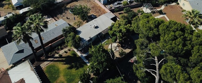 Photo - 1434 Kellogg Ave