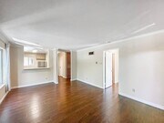 Photo - Modern Second-Story 2B/2BA in the Heart of... House