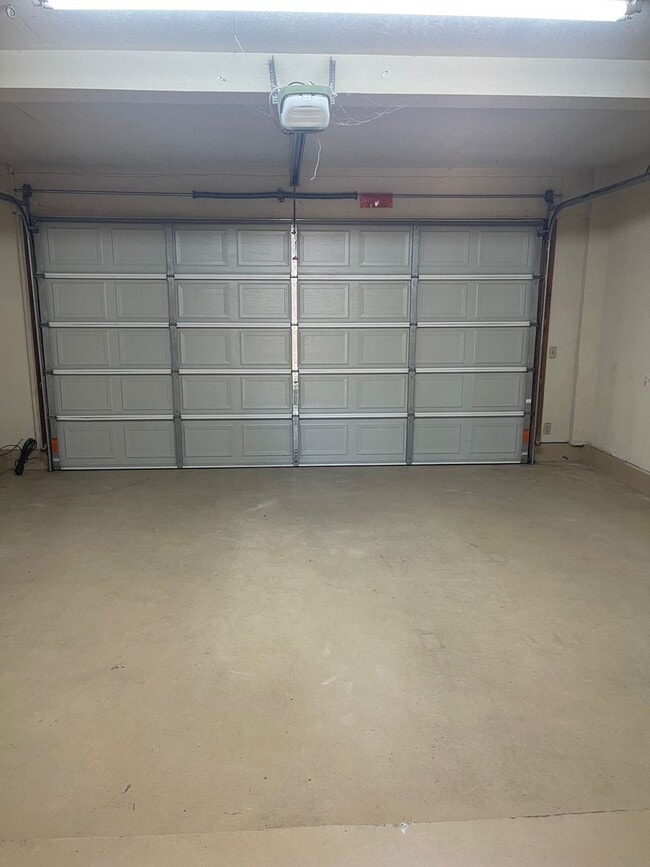 Photo - **MEDITERRANEAN STYLE CHARMER**