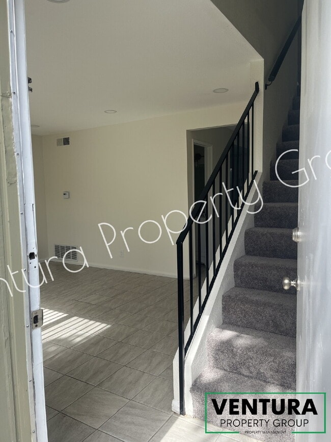 Photo - 520 S I St Unit 3