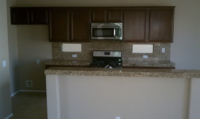 Photo - Nice 4 Bed 2.5 Bath home in Riverside! New Appliances! Call Today!