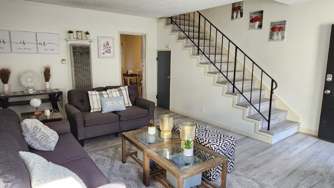 Photo - 440 W Regent St Unit Apt B