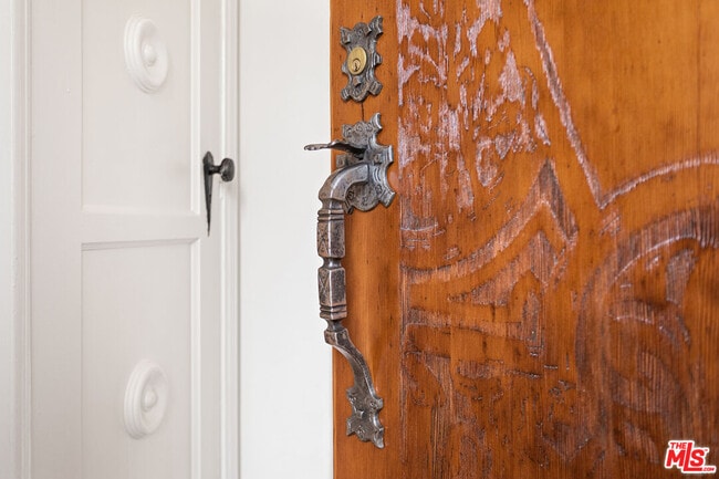 Photo - 7972 Blackburn Ave