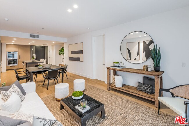 Photo - 10777 Wilshire Blvd Unit 404
