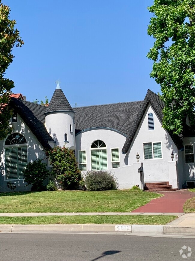 Building Photo - 5802 Cloverly Ave Rental