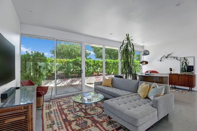 Photo - Mid-Century Steel Oasis in Palm Springs