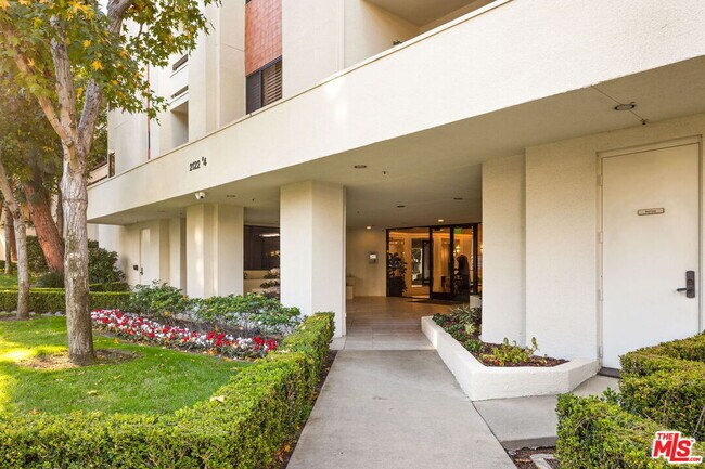 Photo - 2122 Century Park Ln Unit 104