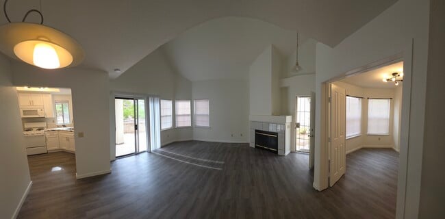 Large, open space - 12022 Calle De Montana Unit #289